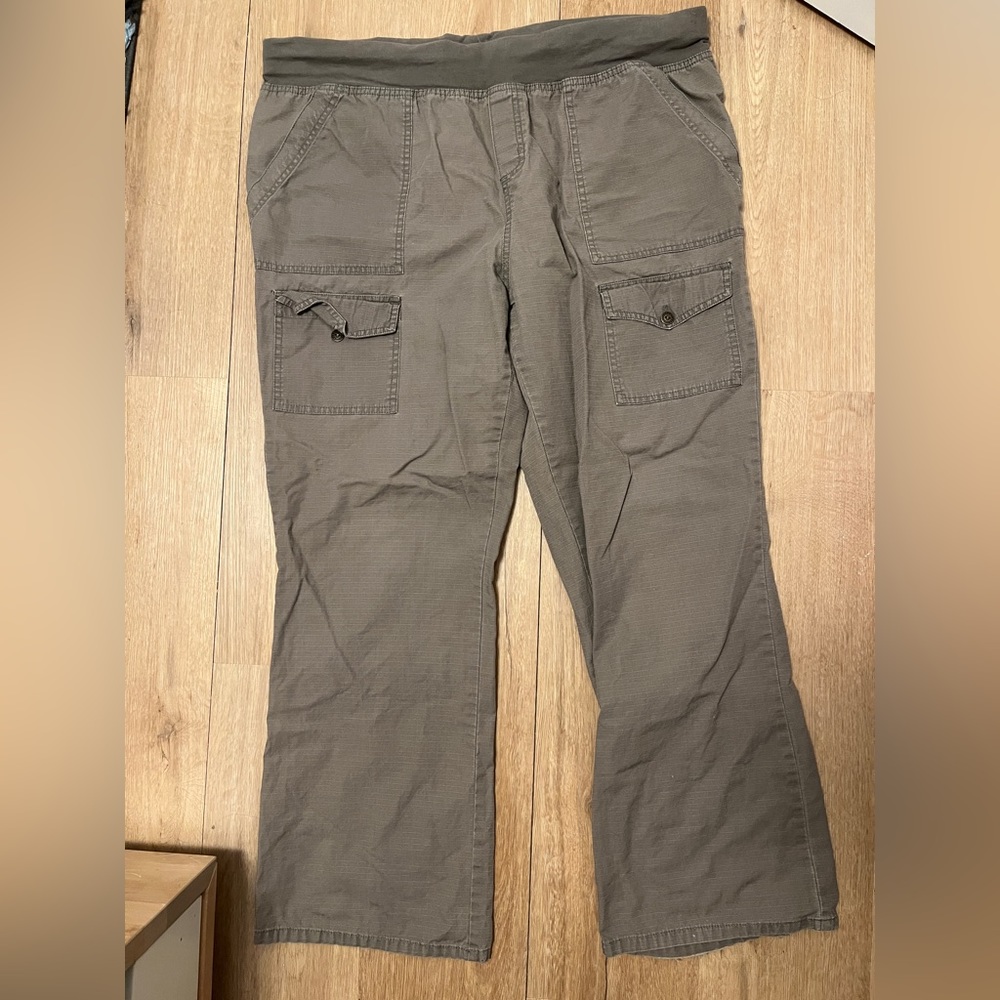 Extra Large greenish-beige jeans